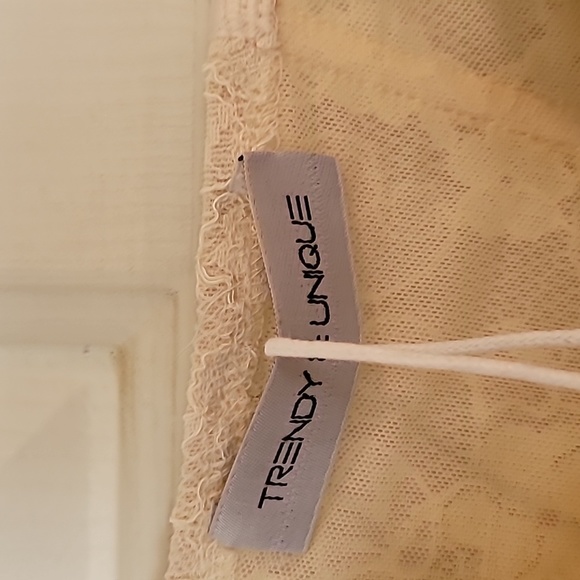 Trendy &unique cocktail dress size large - Picture 5 of 9